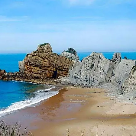 Playa De Portio Santa Cruz De Bezana
